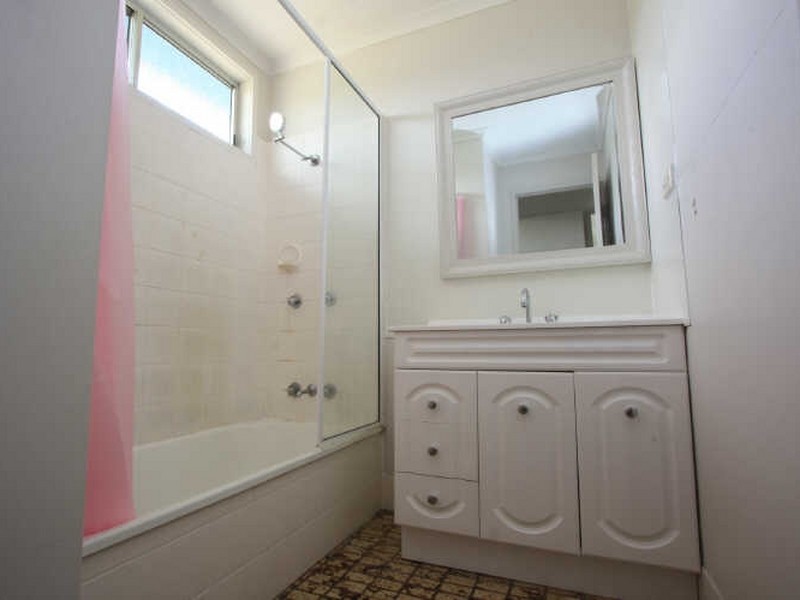 13 Rosemary Street, Kelso QLD 4815