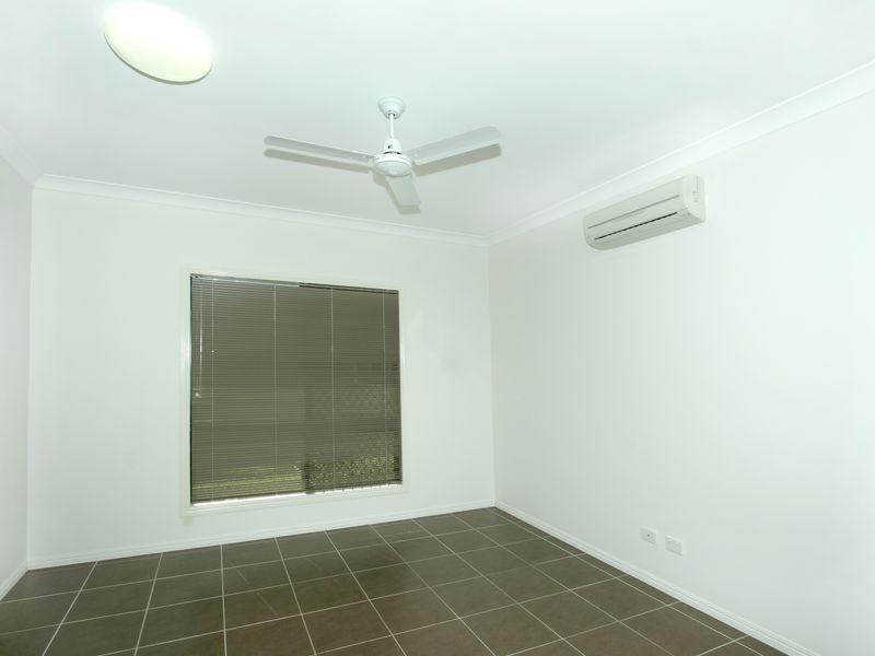 143 Daintree Drive, Bushland Beach QLD 4818