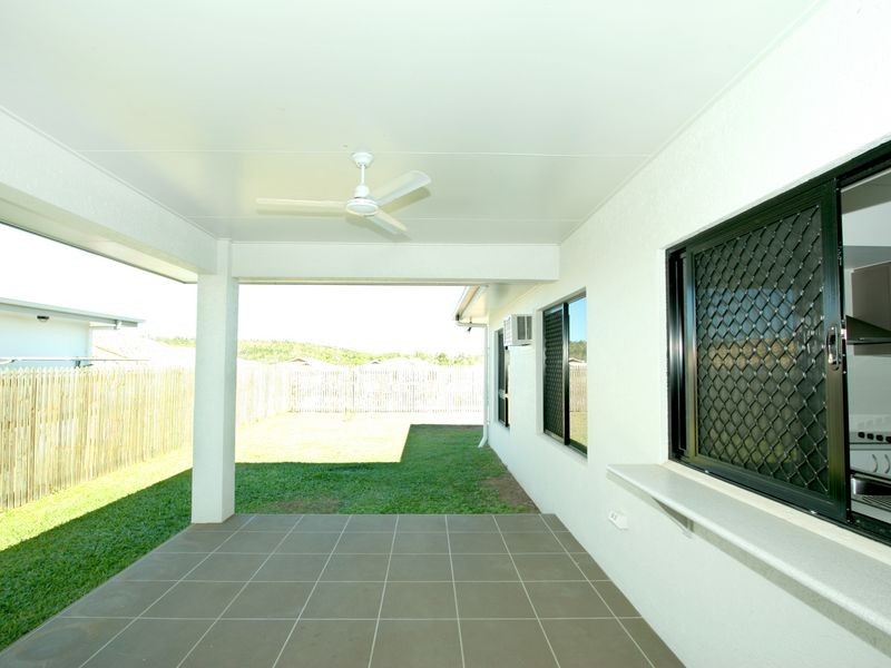 143 Daintree Drive, Bushland Beach QLD 4818