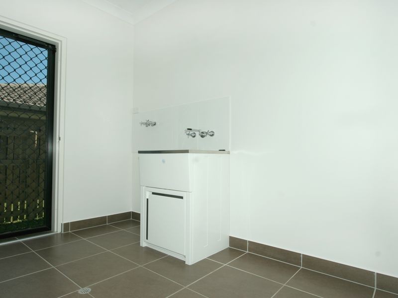 143 Daintree Drive, Bushland Beach QLD 4818