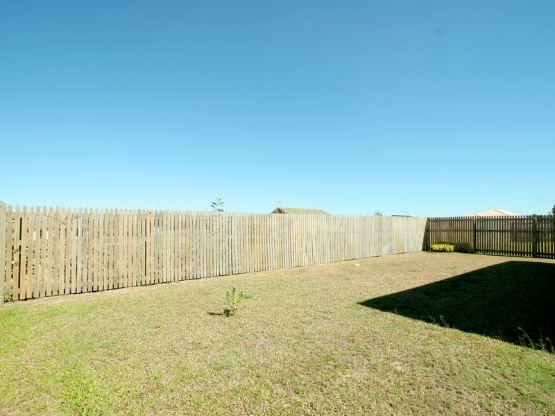 143 Daintree Drive, Bushland Beach QLD 4818