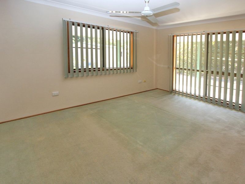 6 Fuchsia Court, Bushland Beach QLD 4818