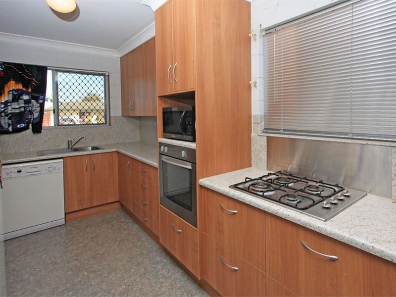 57 Feeney Ave, Rasmussen QLD 4815