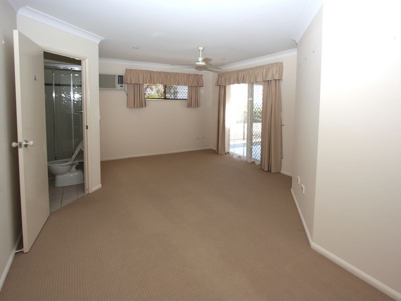 23 Lockyer Place, Mount Louisa QLD 4814