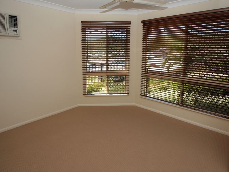 23 Lockyer Place, Mount Louisa QLD 4814