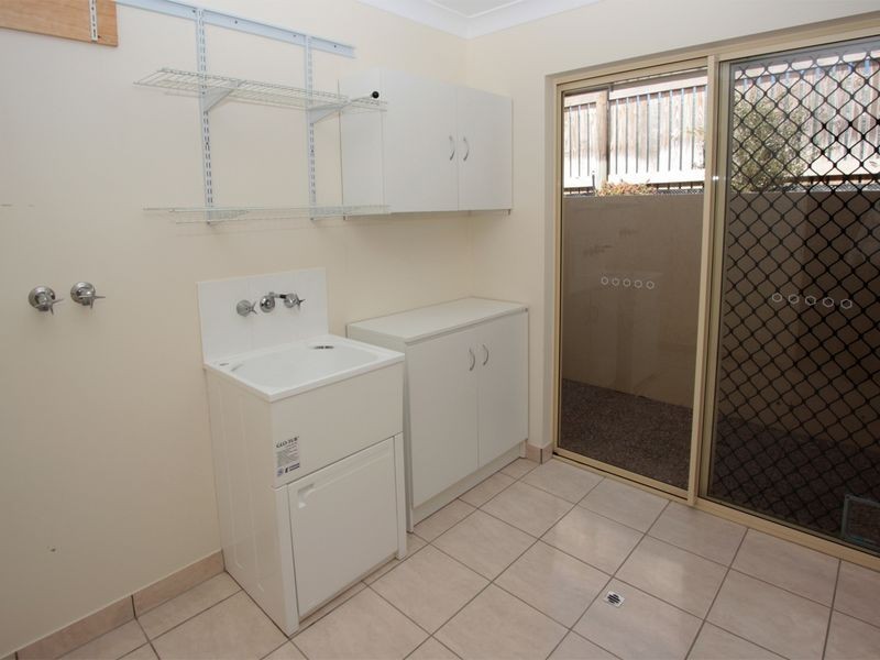 23 Lockyer Place, Mount Louisa QLD 4814