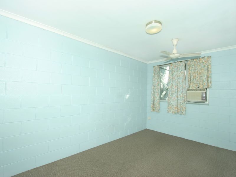 Pimlico QLD 4812