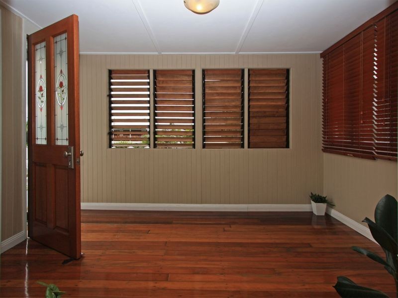 17 Seventh Street, Railway Estate QLD 4810