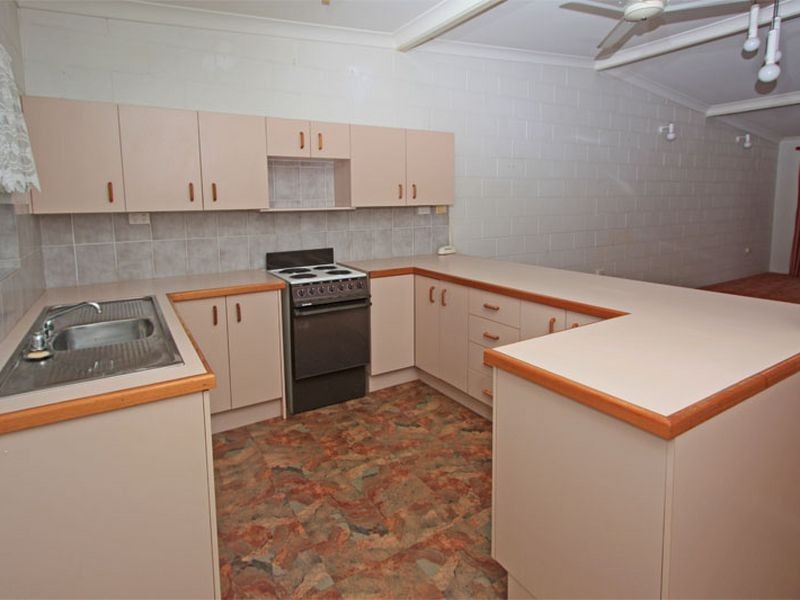 1/159 Harold Street, West End QLD 4810
