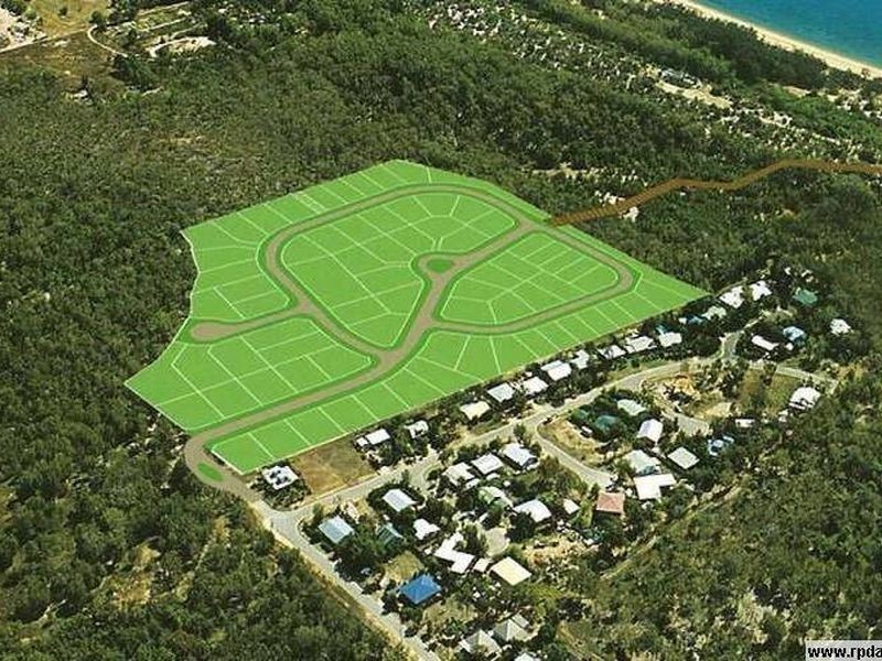 11 Sandals Boulevard, Magnetic Island QLD 4819