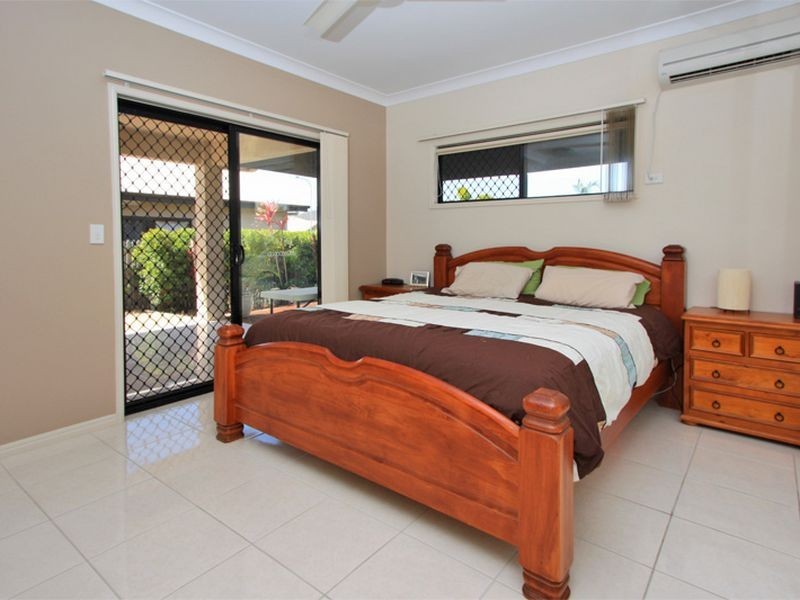 13 Chichester Avenue, Kirwan QLD 4817