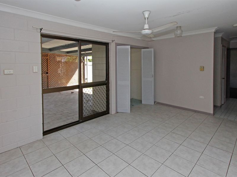 412 Dalrymple Road, Kirwan QLD 4817