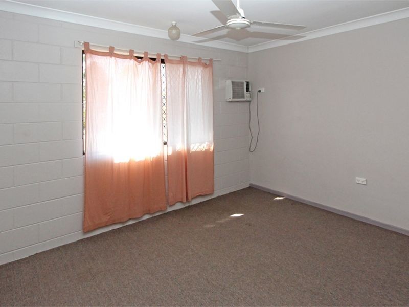 412 Dalrymple Road, Kirwan QLD 4817