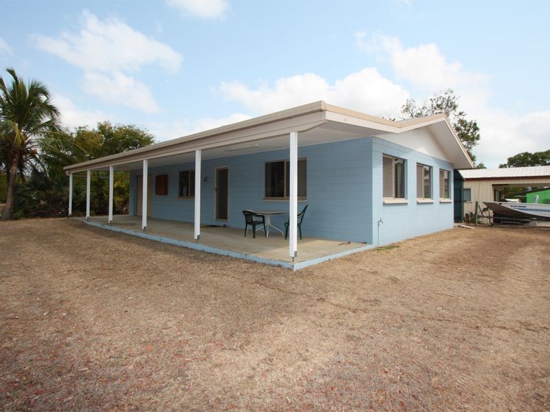 8 Lennig Place, Alligator Creek QLD 4816