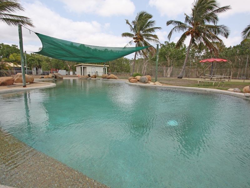 8 Lennig Place, Alligator Creek QLD 4816