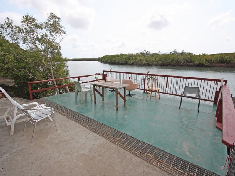 8 Lennig Place, Alligator Creek QLD 4816