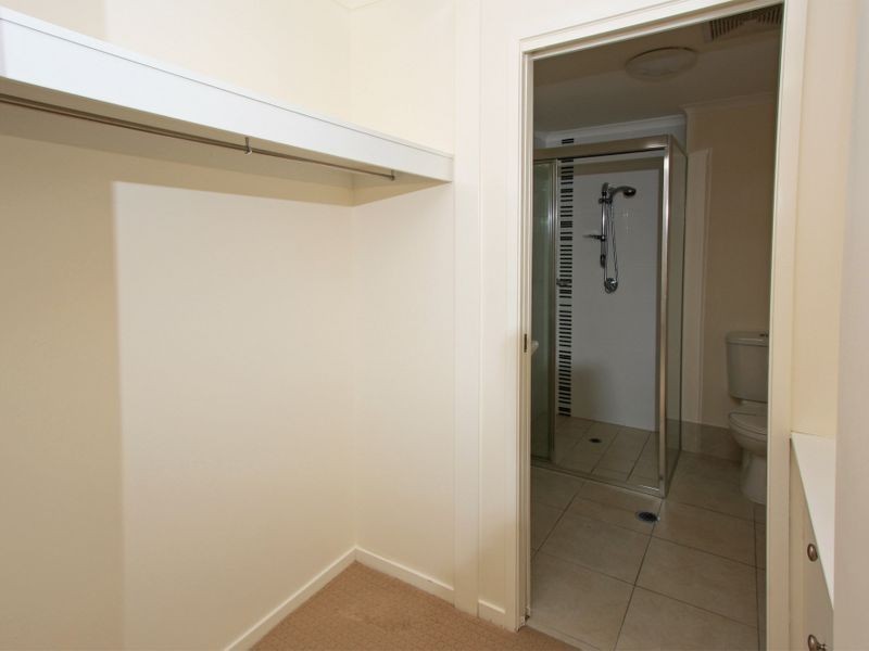 26/6 Henry Street, West End QLD 4810