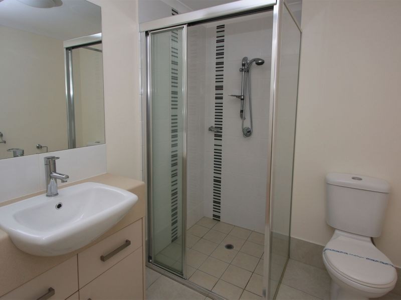 26/6 Henry Street, West End QLD 4810