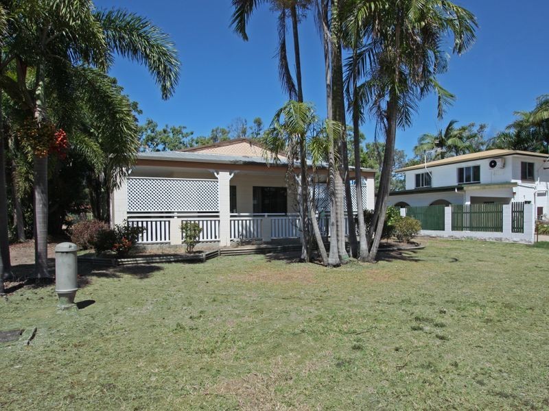 2 Amberjack Court, Alligator Creek QLD 4816