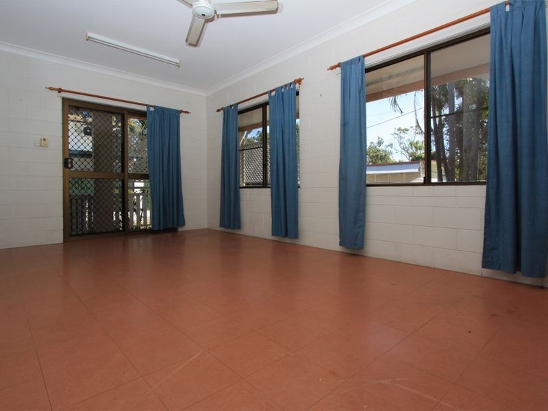 2 Amberjack Court, Alligator Creek QLD 4816