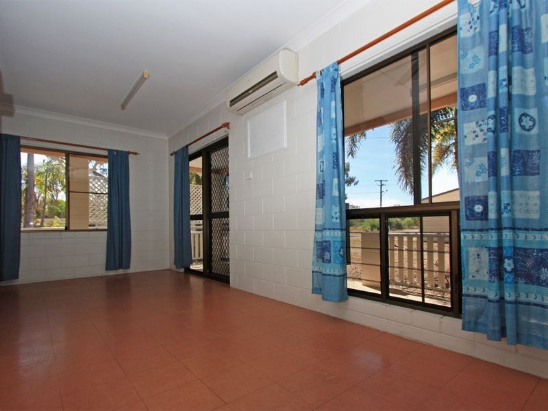 2 Amberjack Court, Alligator Creek QLD 4816