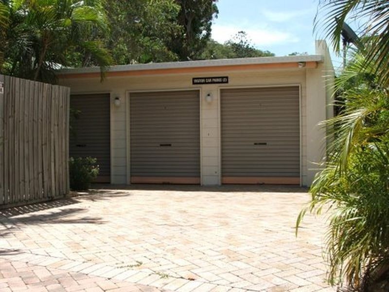 2/320 Stanley Street, North Ward QLD 4810