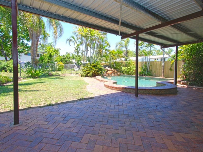 12 Keesing Road, Douglas QLD 4814