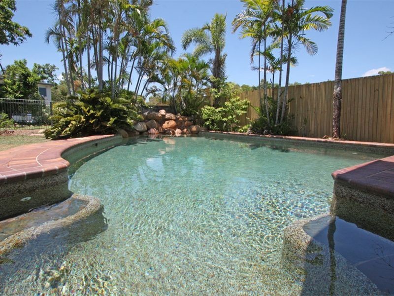12 Keesing Road, Douglas QLD 4814