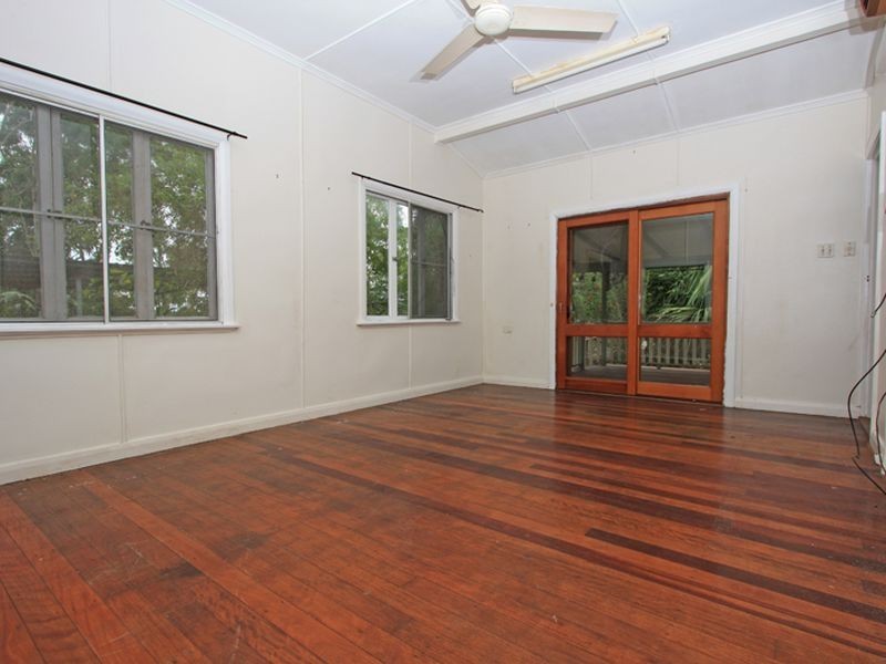 142 Fields Road, Woodstock QLD 4816