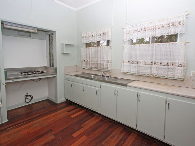 142 Fields Road, Woodstock QLD 4816