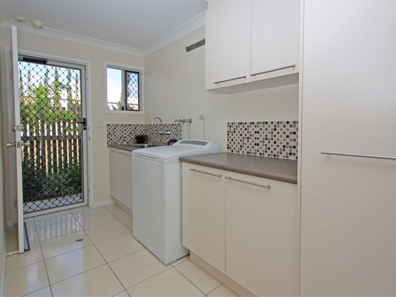 6 Oakmont Close, Kirwan QLD 4817