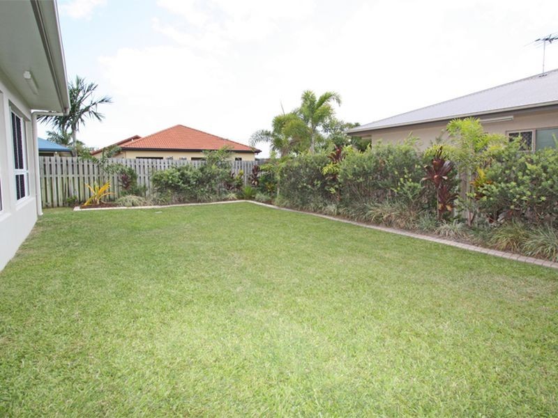 6 Oakmont Close, Kirwan QLD 4817