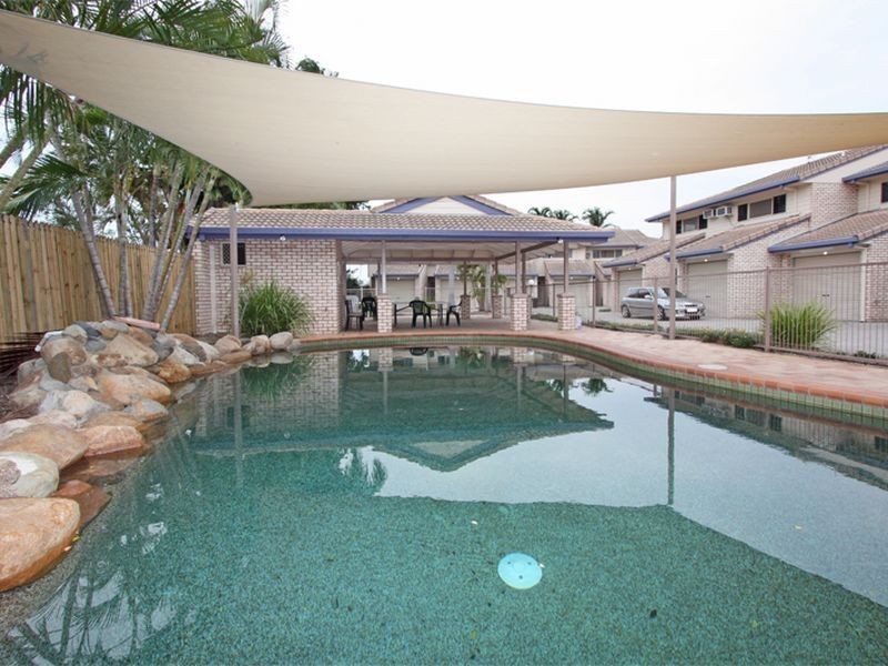 2/62 Bowen Road, Rosslea QLD 4812