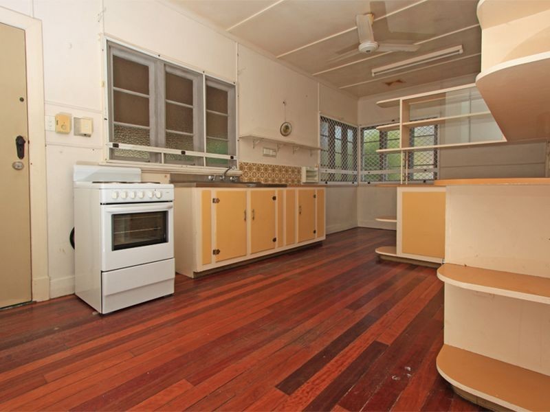 218 Hugh Street, Currajong QLD 4812