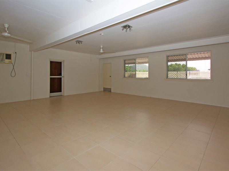 36 Bainbridge Street, Heatley QLD 4814