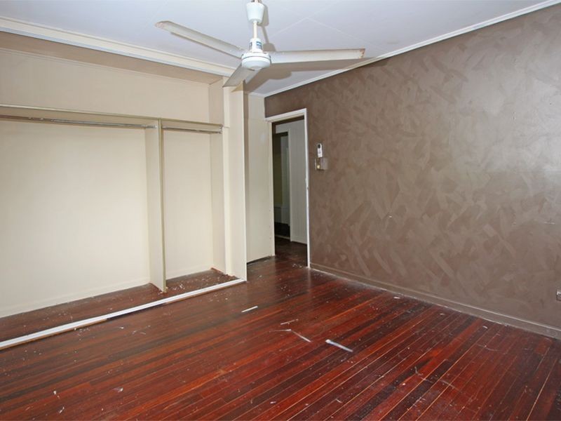 12 Frangipani Street, Cranbrook QLD 4814