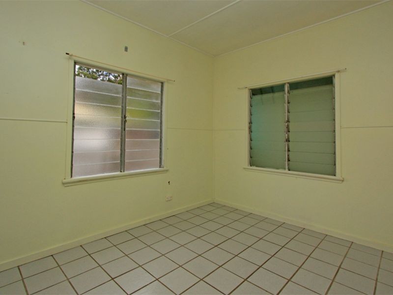 27 Cope Street, Stuart QLD 4811