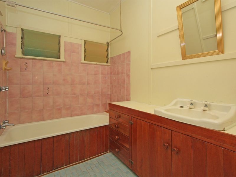 27 Cope Street, Stuart QLD 4811