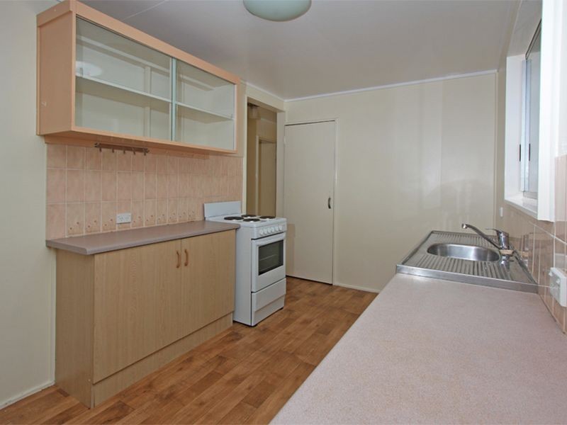 3 Barbara Street, Kelso QLD 4815