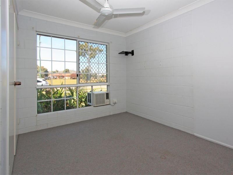 33 Lawrence Street, Kelso QLD 4815