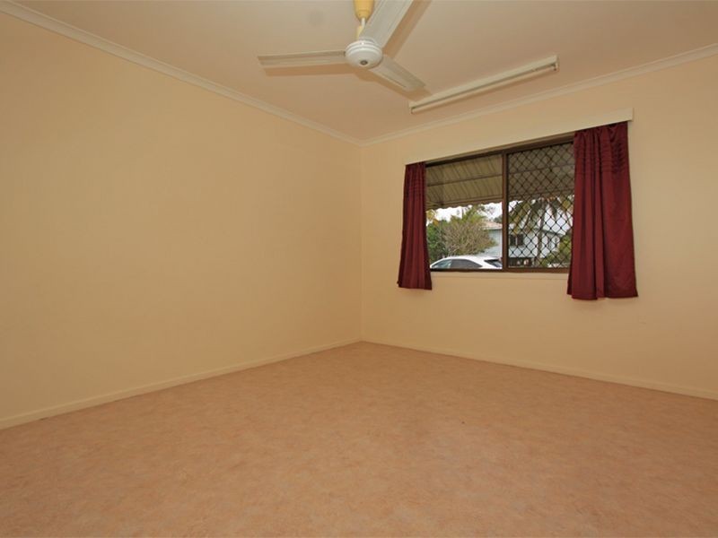 34 Sycamore Street, Pimlico QLD 4812