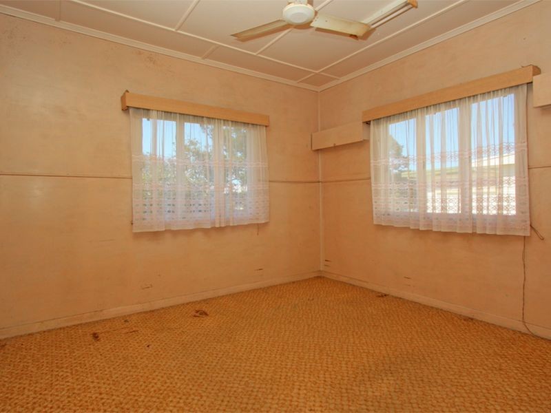 71 Hammett Street, Currajong QLD 4812