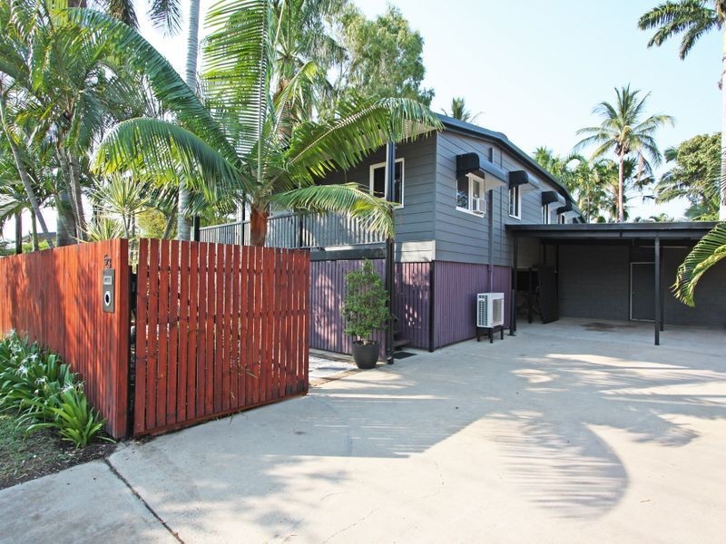 53 Roberts Street, Hermit Park QLD 4812