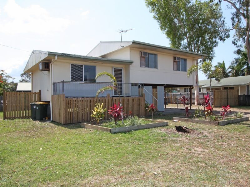 1 Arkana Court, Rasmussen QLD 4815