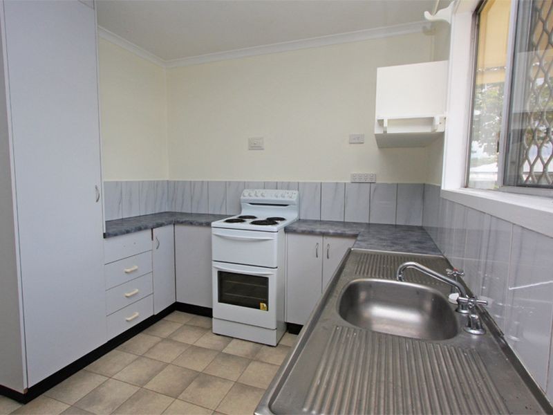 1 Arkana Court, Rasmussen QLD 4815