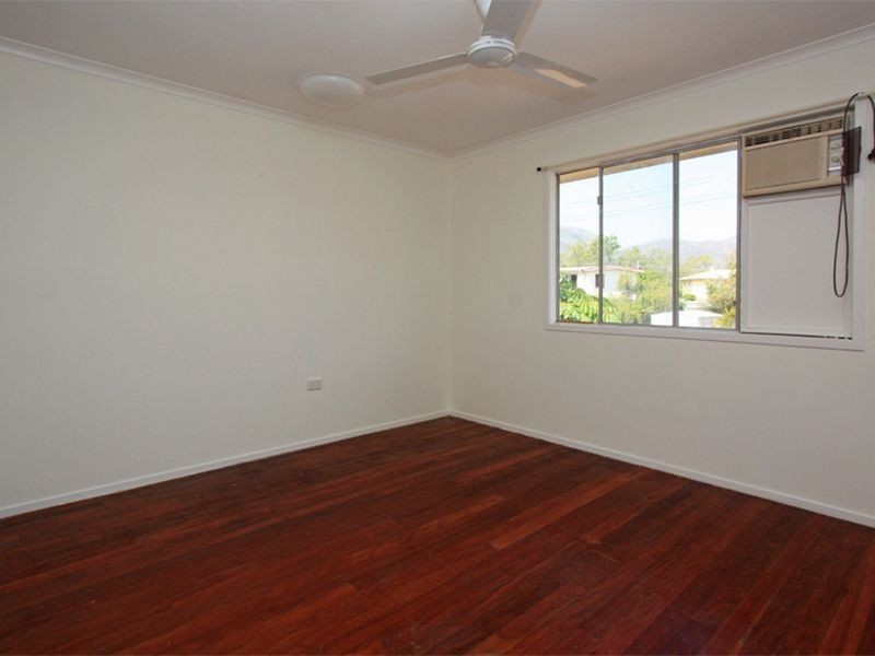 1 Arkana Court, Rasmussen QLD 4815