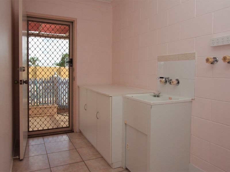 6 Raven Court, Kelso QLD 4815