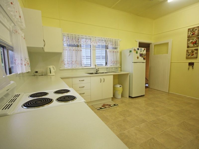 24 McAlister Street, Oonoonba QLD 4811