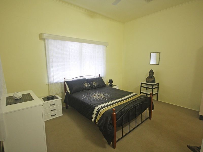 24 McAlister Street, Oonoonba QLD 4811