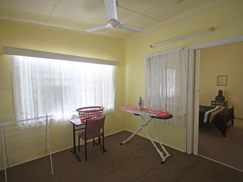 24 McAlister Street, Oonoonba QLD 4811